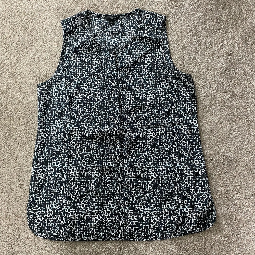 Ann Taylor silk patterned tank top